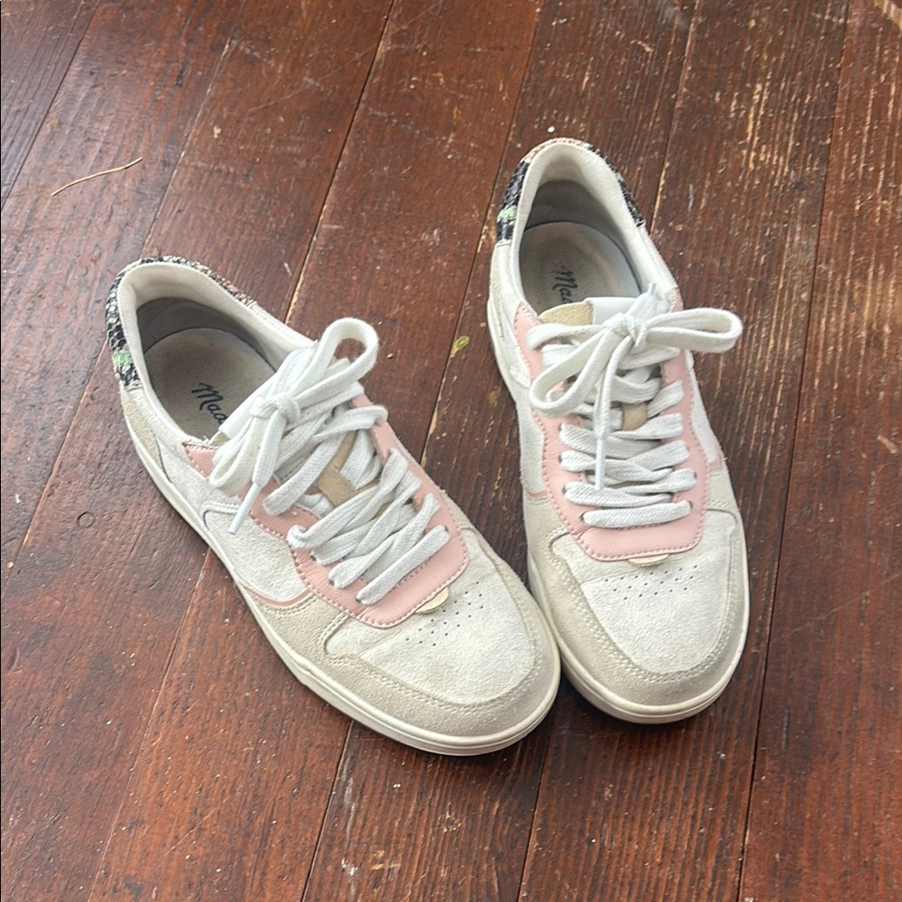 Madewell Cream and Pink Sneakers Versatile Casual Style